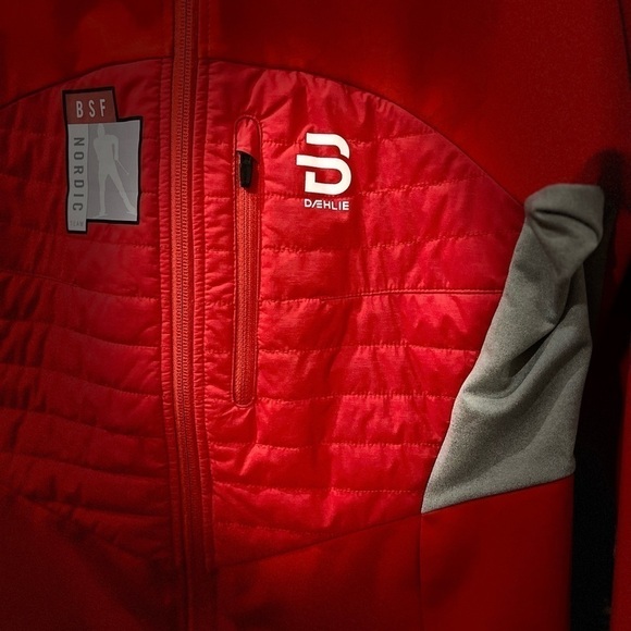 BJORN Daehlie Winter North Jacket - Like New - Picture 4 of 10